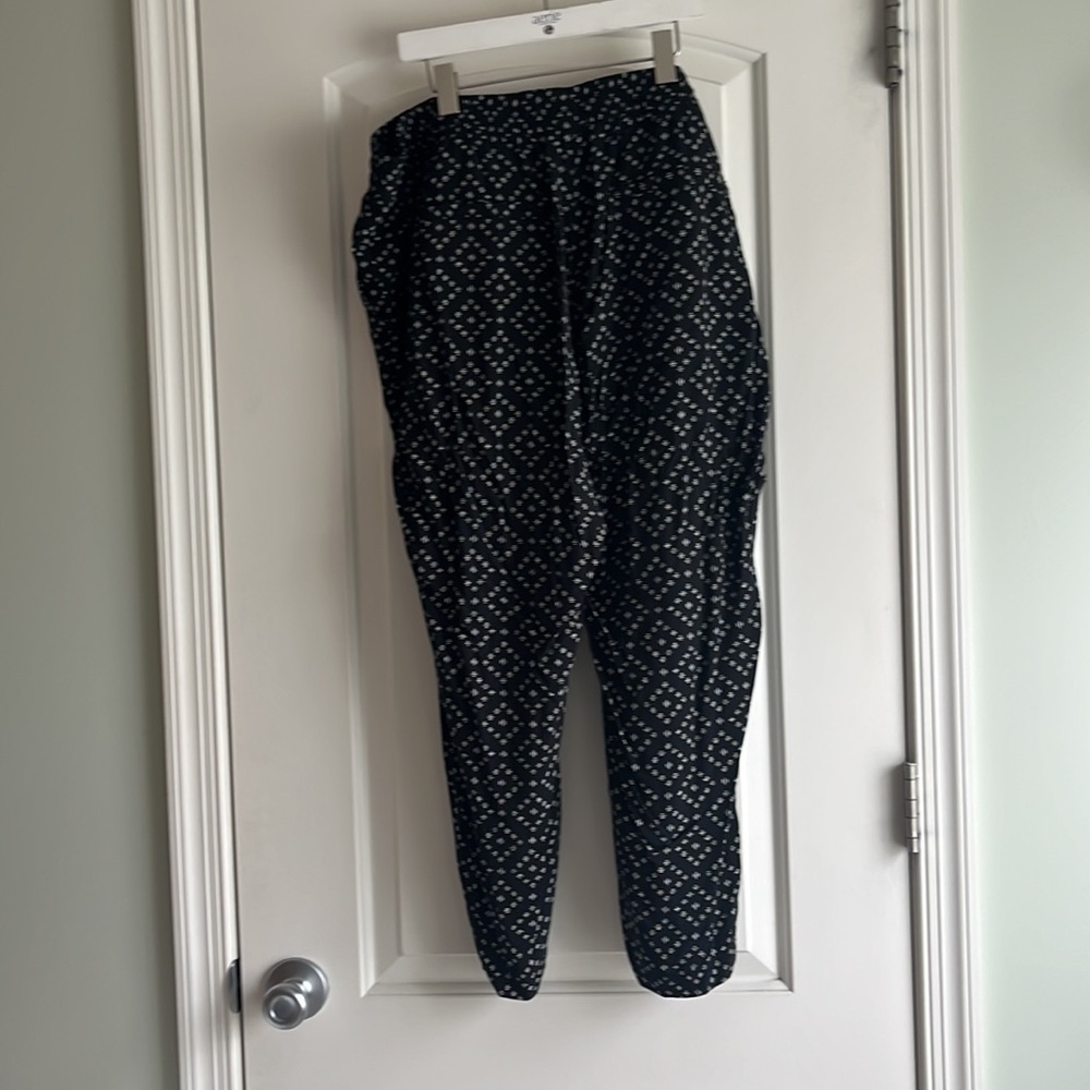 Old Navy soft dress pants with string tie! - Picture 5 of 6